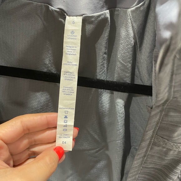 Lululemon Make a Break Jacket - Picture 13 of 16